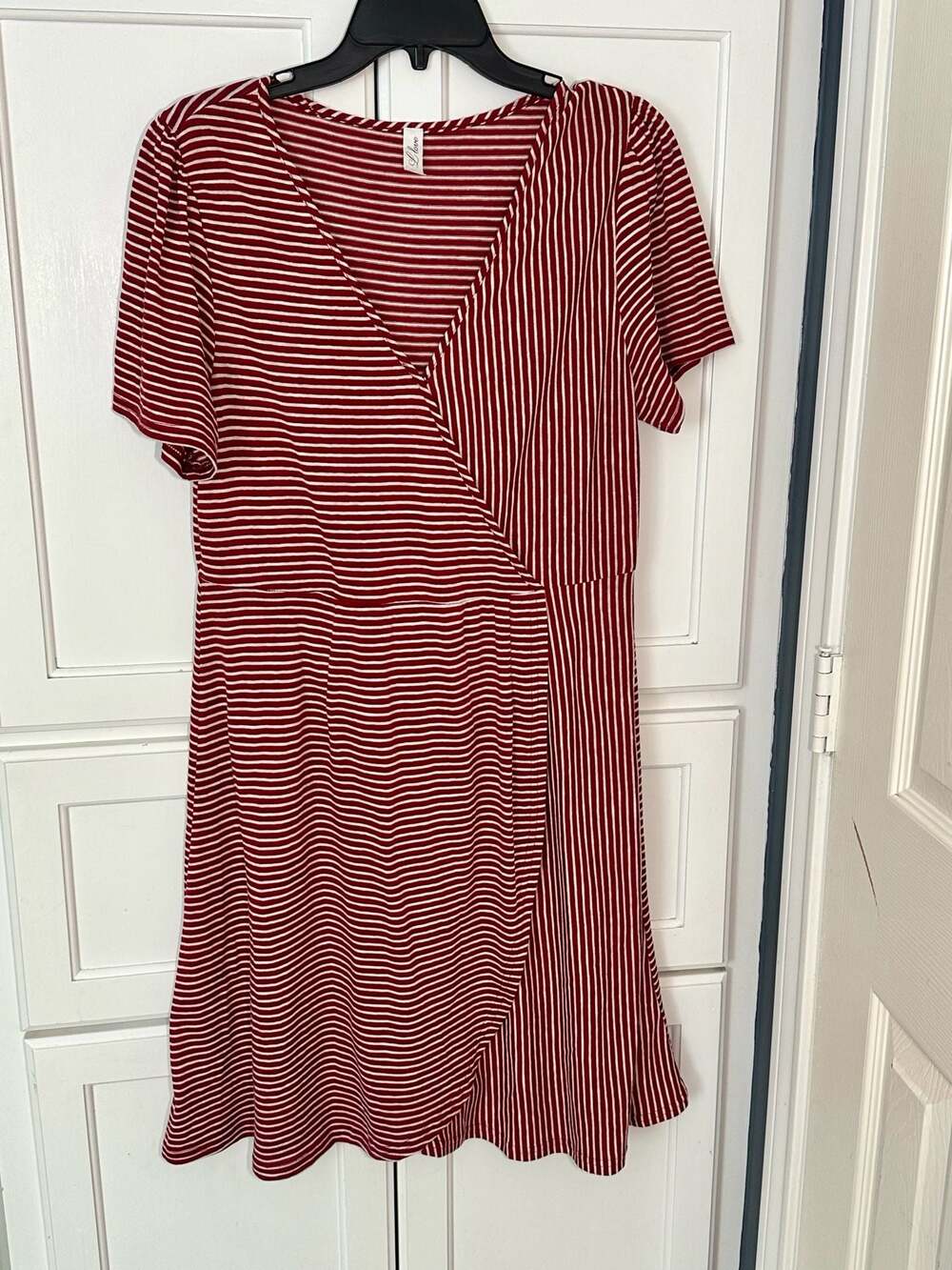L Love Red and White Striped Faux Wrap Short Sleeve Dress Large